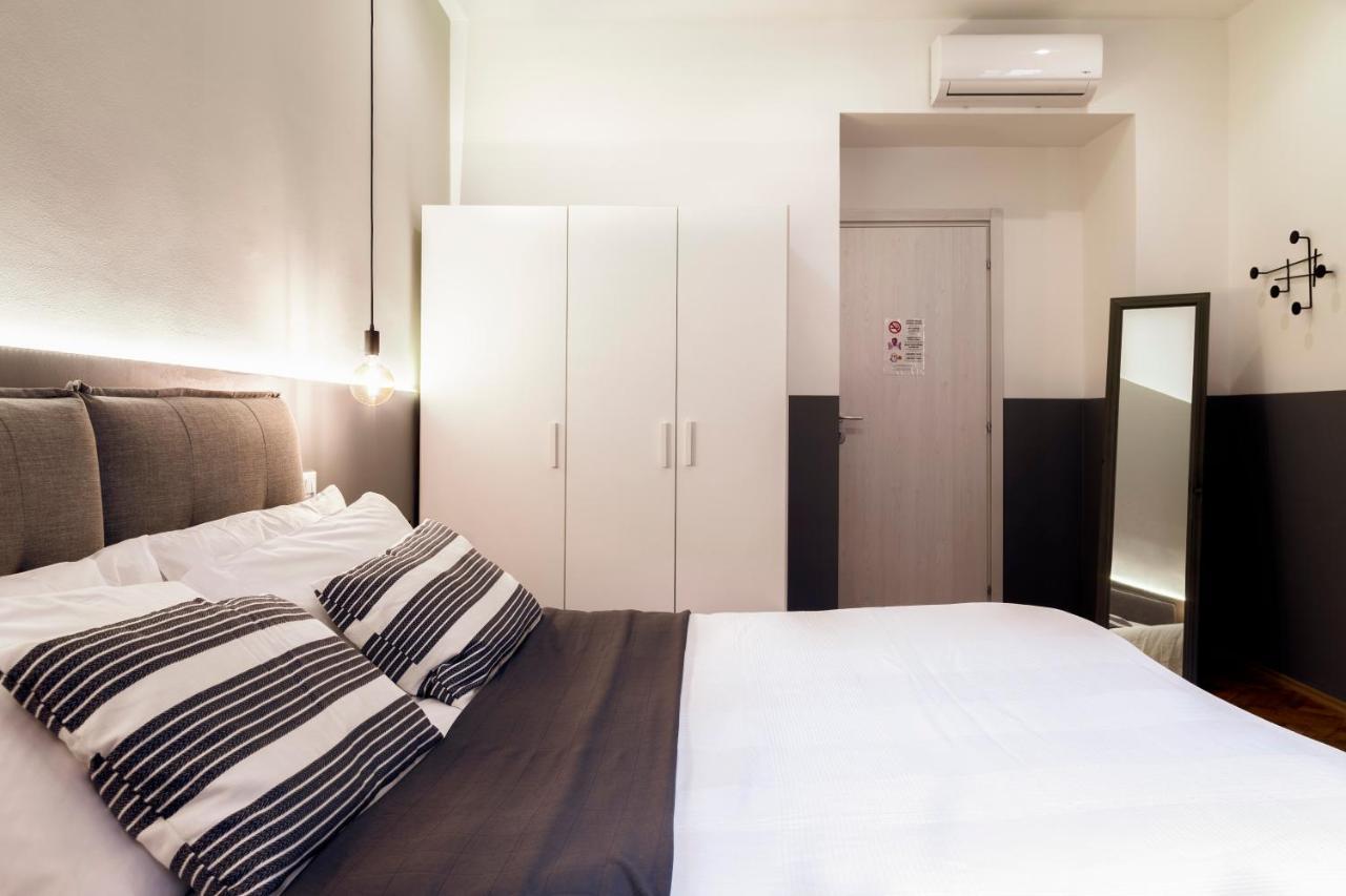 Romantic Studio In The Heart Of Триест Экстерьер фото